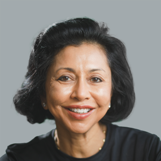 Agrawal-Renu-portrait